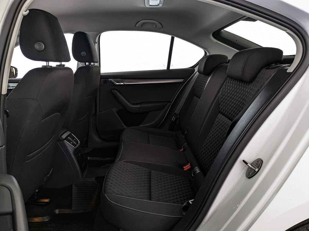 Skoda Octavia с пробегом — 2017 год. Фото: #13