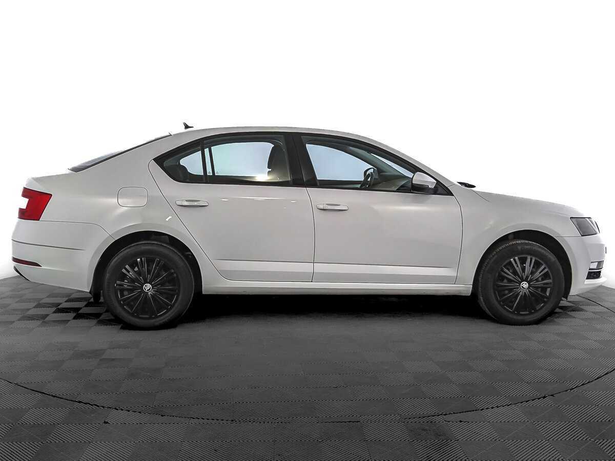 Skoda Octavia с пробегом — 2018 год. Фото: #3