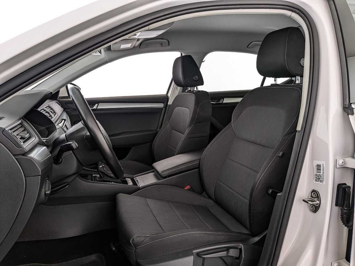 Skoda Superb с пробегом — 2017 год. Фото: #19