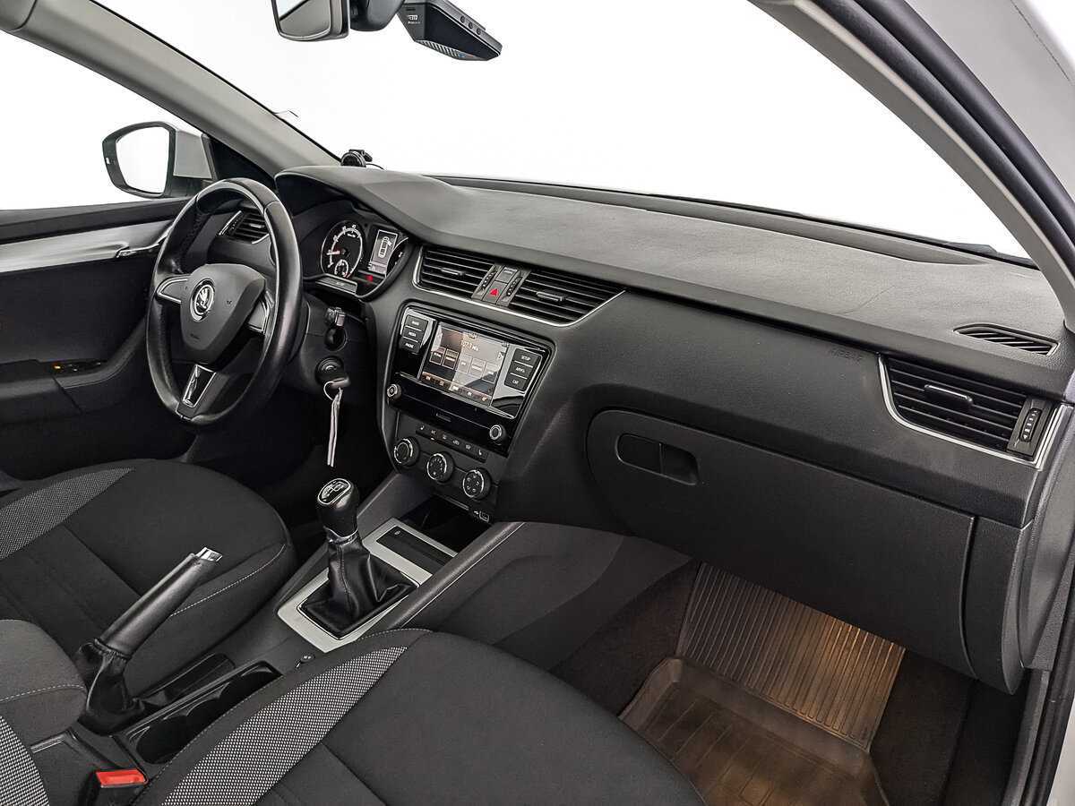 Skoda Octavia с пробегом — 2019 год. Фото: #12