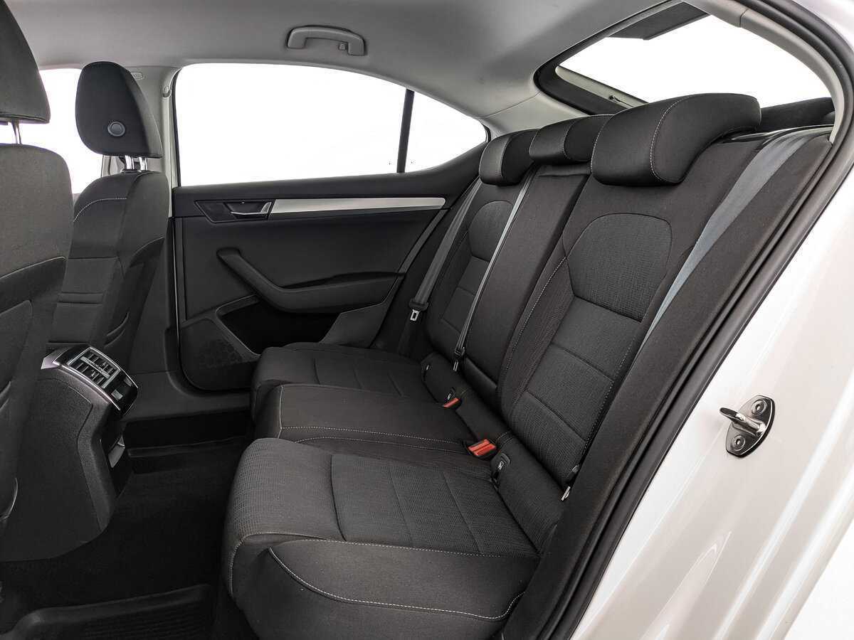 Skoda Superb с пробегом — 2017 год. Фото: #15