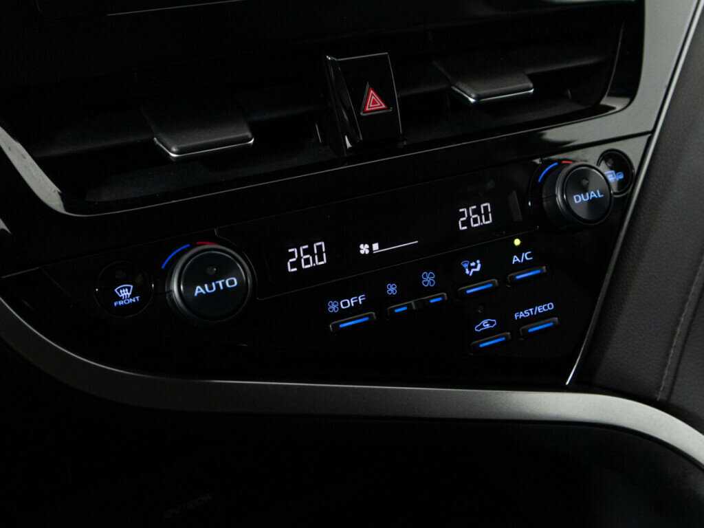 Toyota Camry с пробегом — 2021 год. Фото: #15