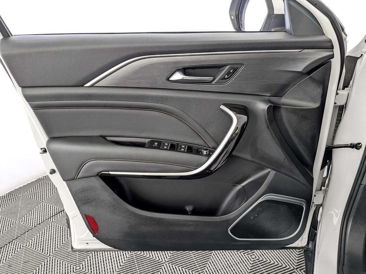 FAW Bestune T77 с пробегом — 2021 год. Фото: #16