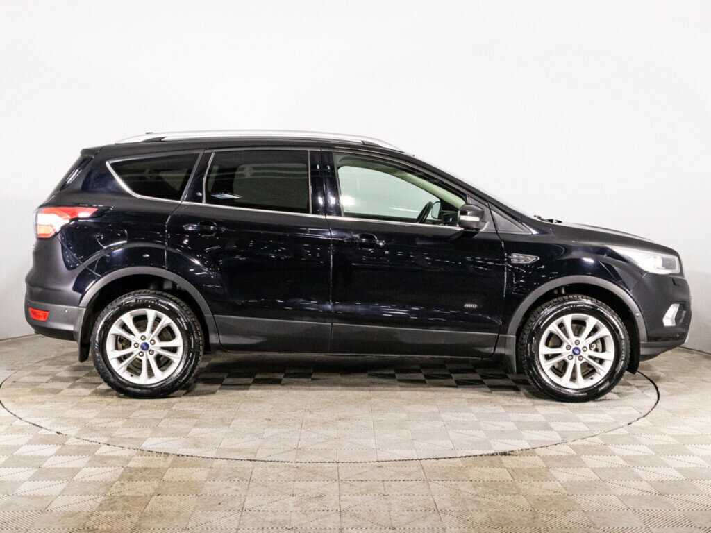 Ford Kuga с пробегом — 2017 год. Фото: #3
