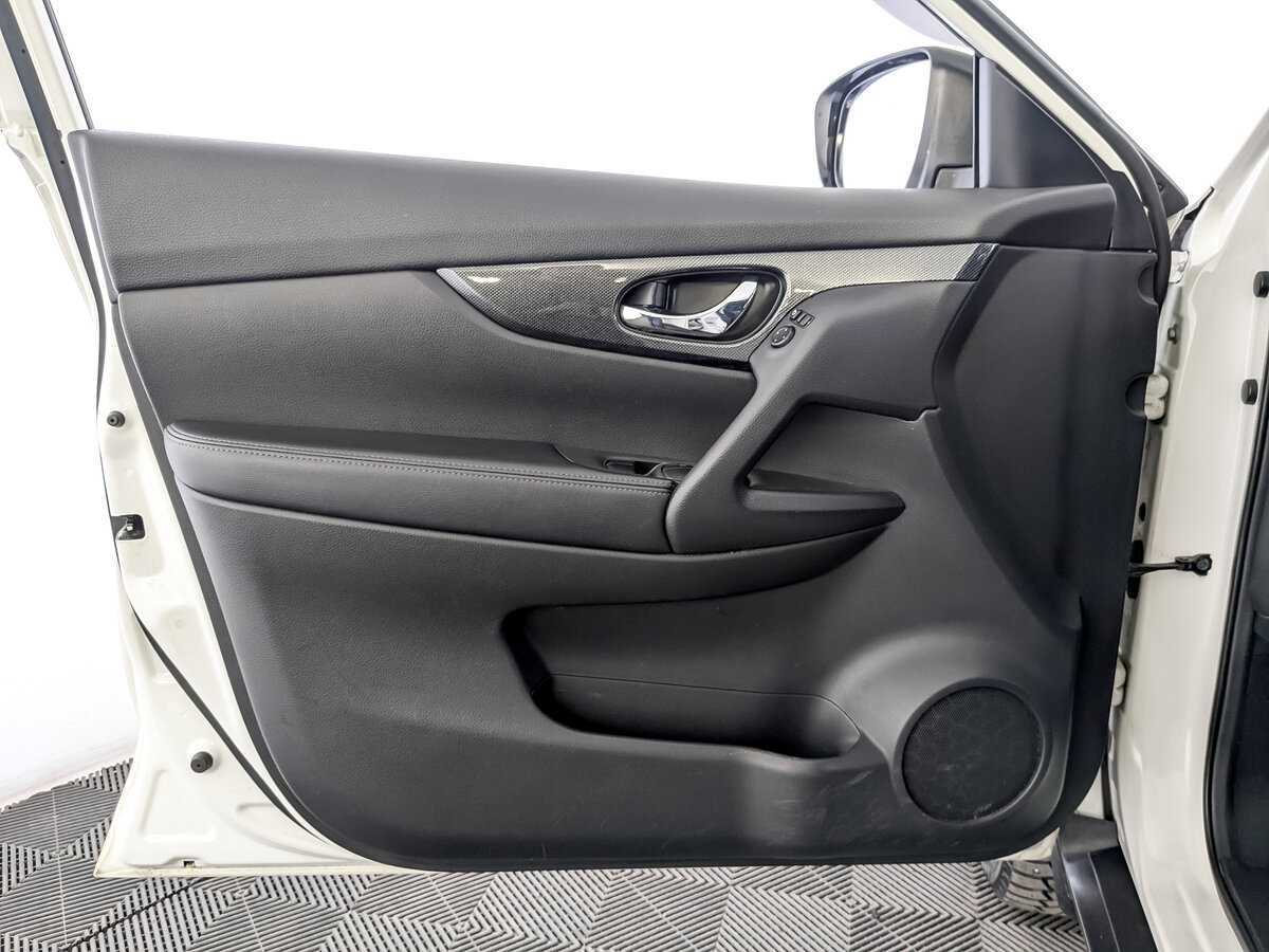 Nissan X-Trail с пробегом — 2016 год. Фото: #18