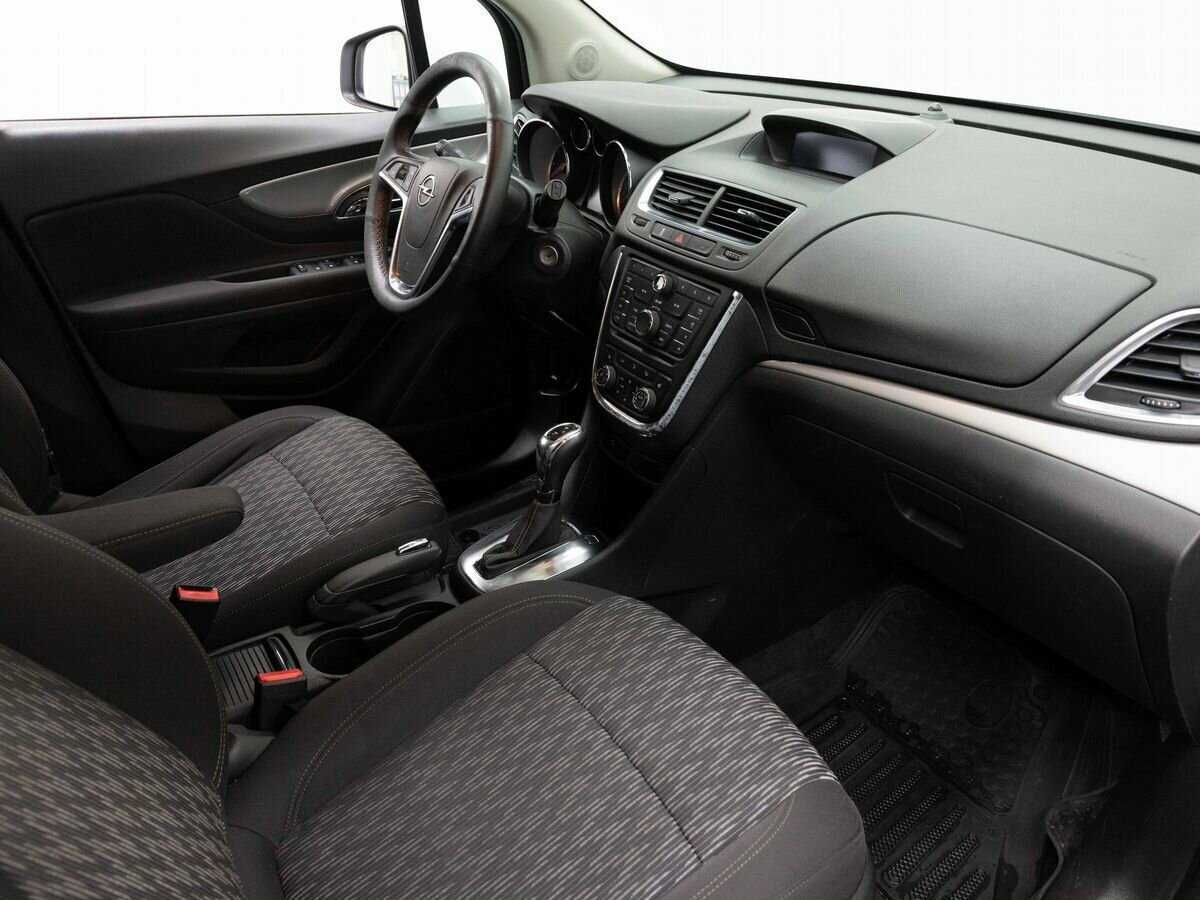 Opel Mokka с пробегом — 2013 год. Фото: #11