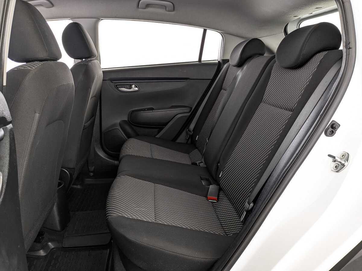 Kia Rio с пробегом — 2019 год. Фото: #17