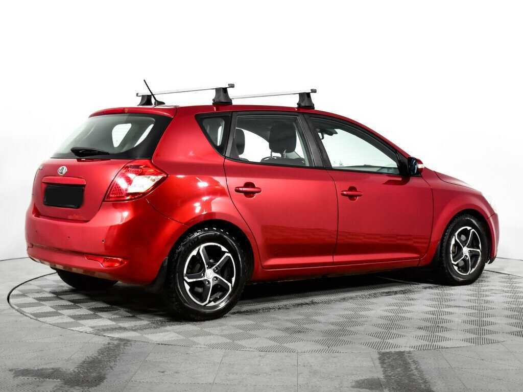 Kia Ceed с пробегом — 2012 год. Фото: #4