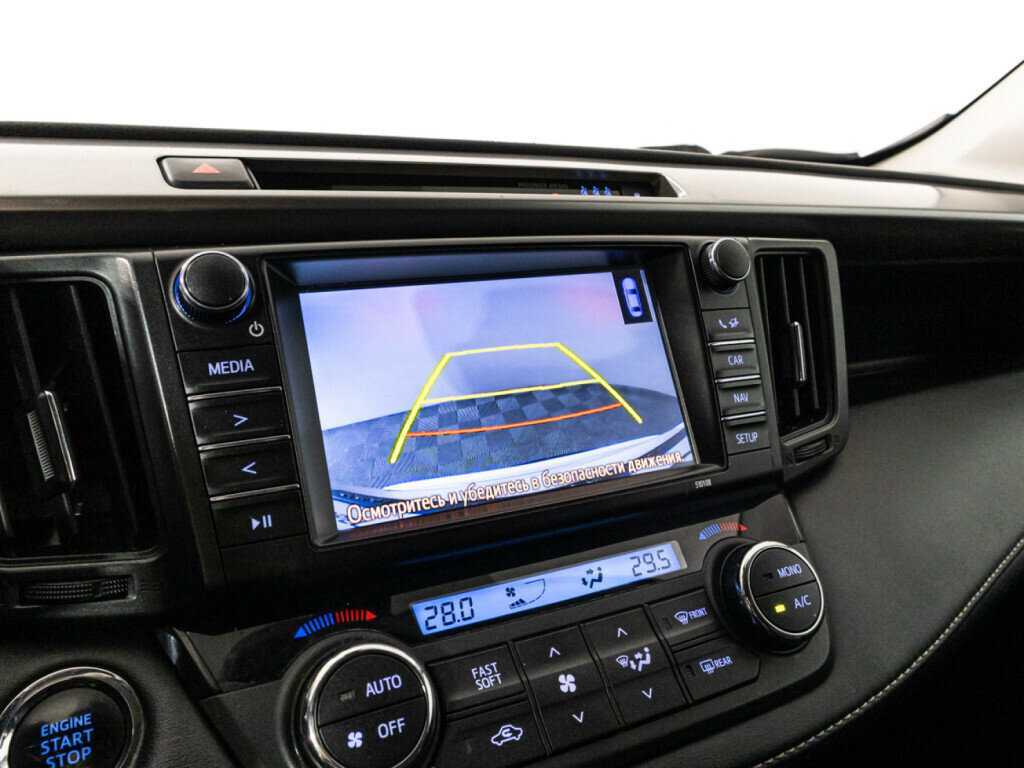 Toyota RAV4 с пробегом — 2017 год. Фото: #18