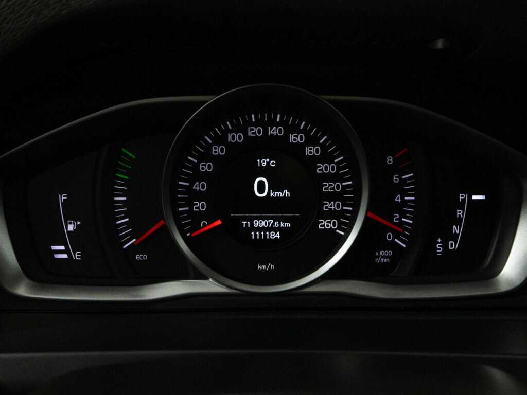 Volvo S60 с пробегом — 2017 год. Фото: #11