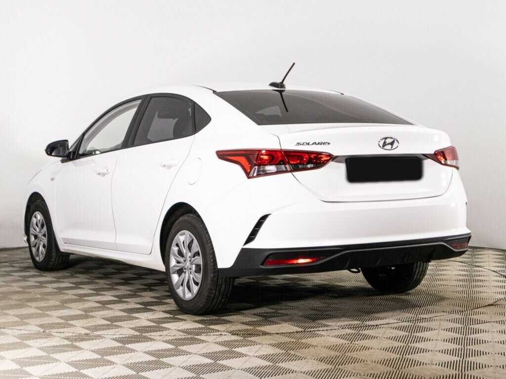 Hyundai Solaris с пробегом — 2022 год. Фото: #6