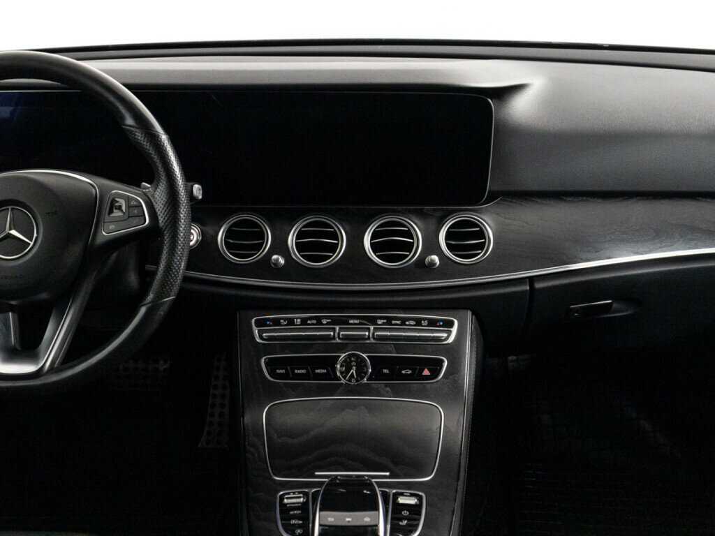 Mercedes-Benz E-Класс с пробегом — 2017 год. Фото: #13