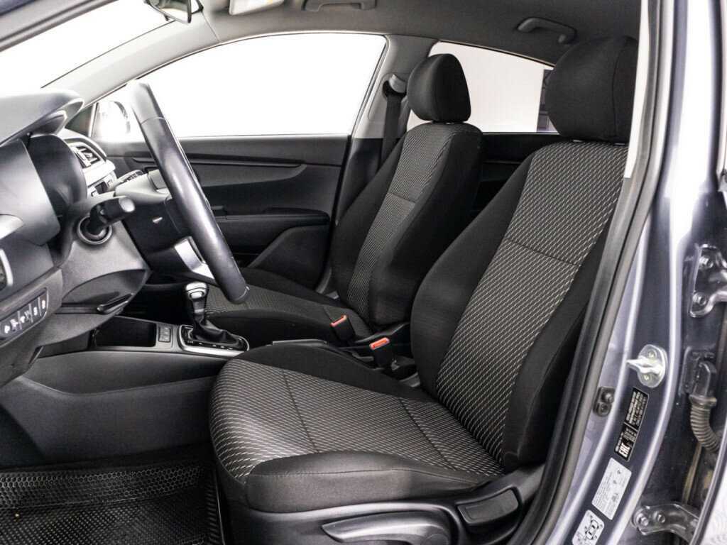 Kia Rio с пробегом — 2020 год. Фото: #23