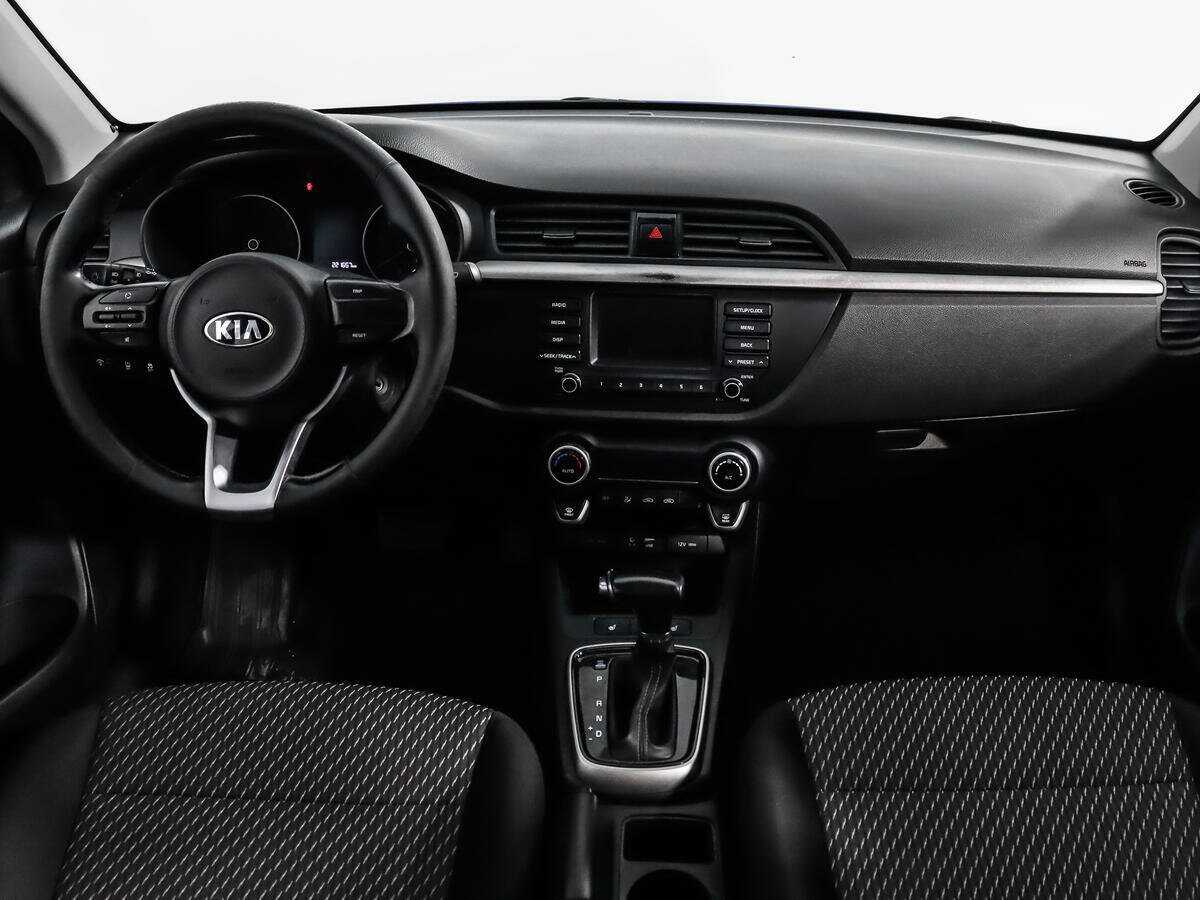 Kia Rio с пробегом — 2018 год. Фото: #11