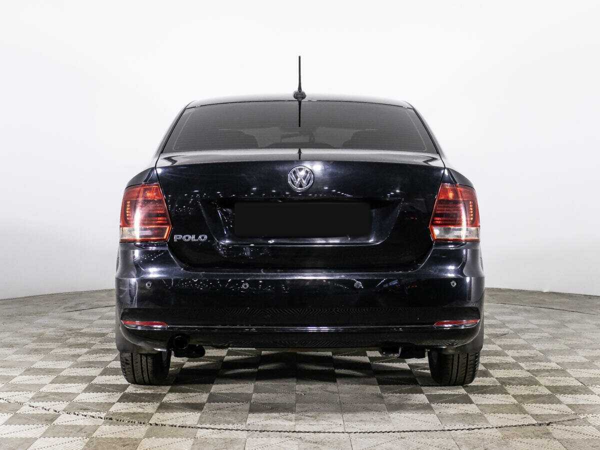 Volkswagen Polo с пробегом — 2017 год. Фото: #5
