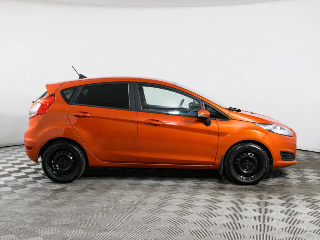 Ford Fiesta с пробегом — 2019 год. Фото: #3