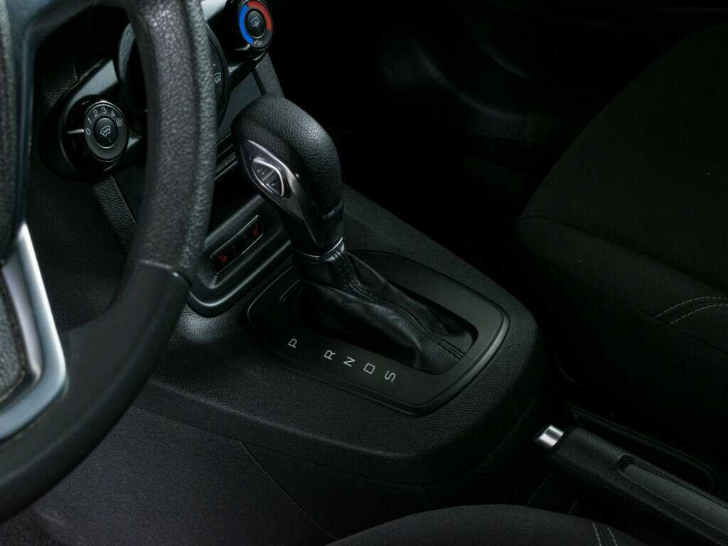 Ford Fiesta с пробегом — 2019 год. Фото: #13