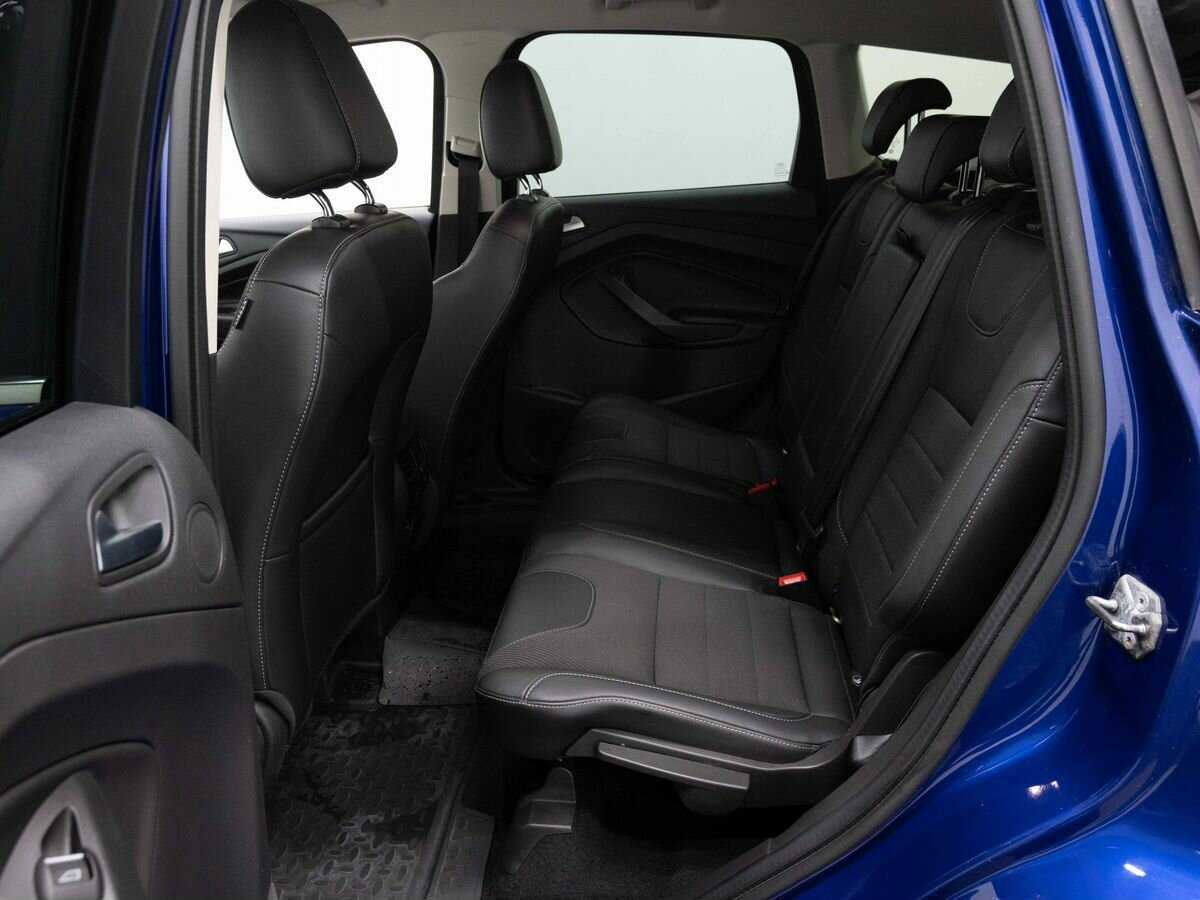 Ford Kuga с пробегом — 2016 год. Фото: #9