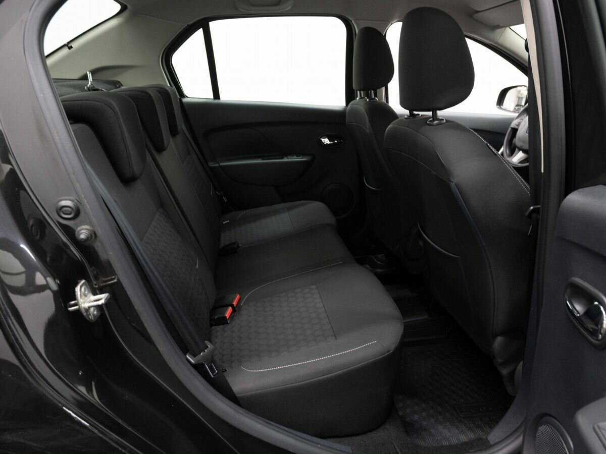 Renault Logan с пробегом — 2018 год. Фото: #10