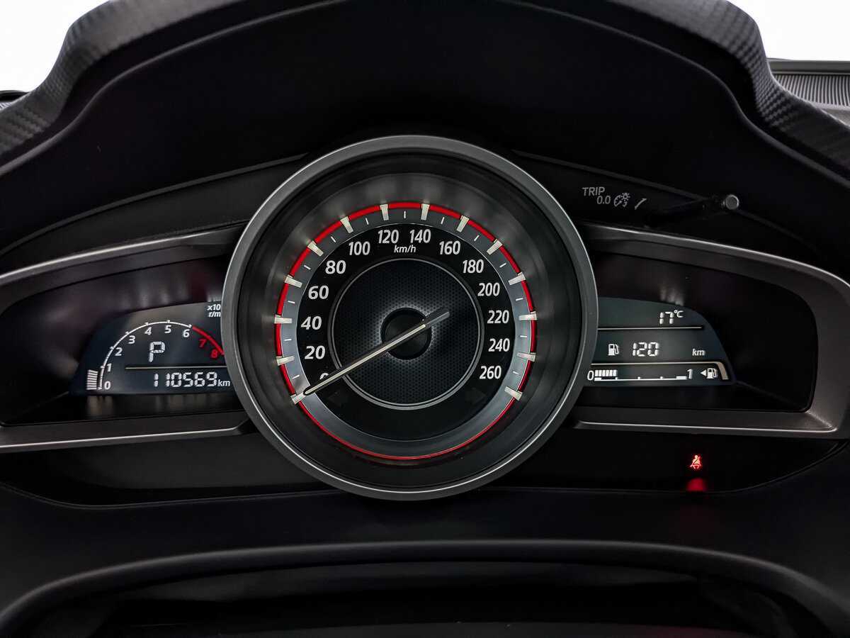 Mazda 3 с пробегом — 2014 год. Фото: #15