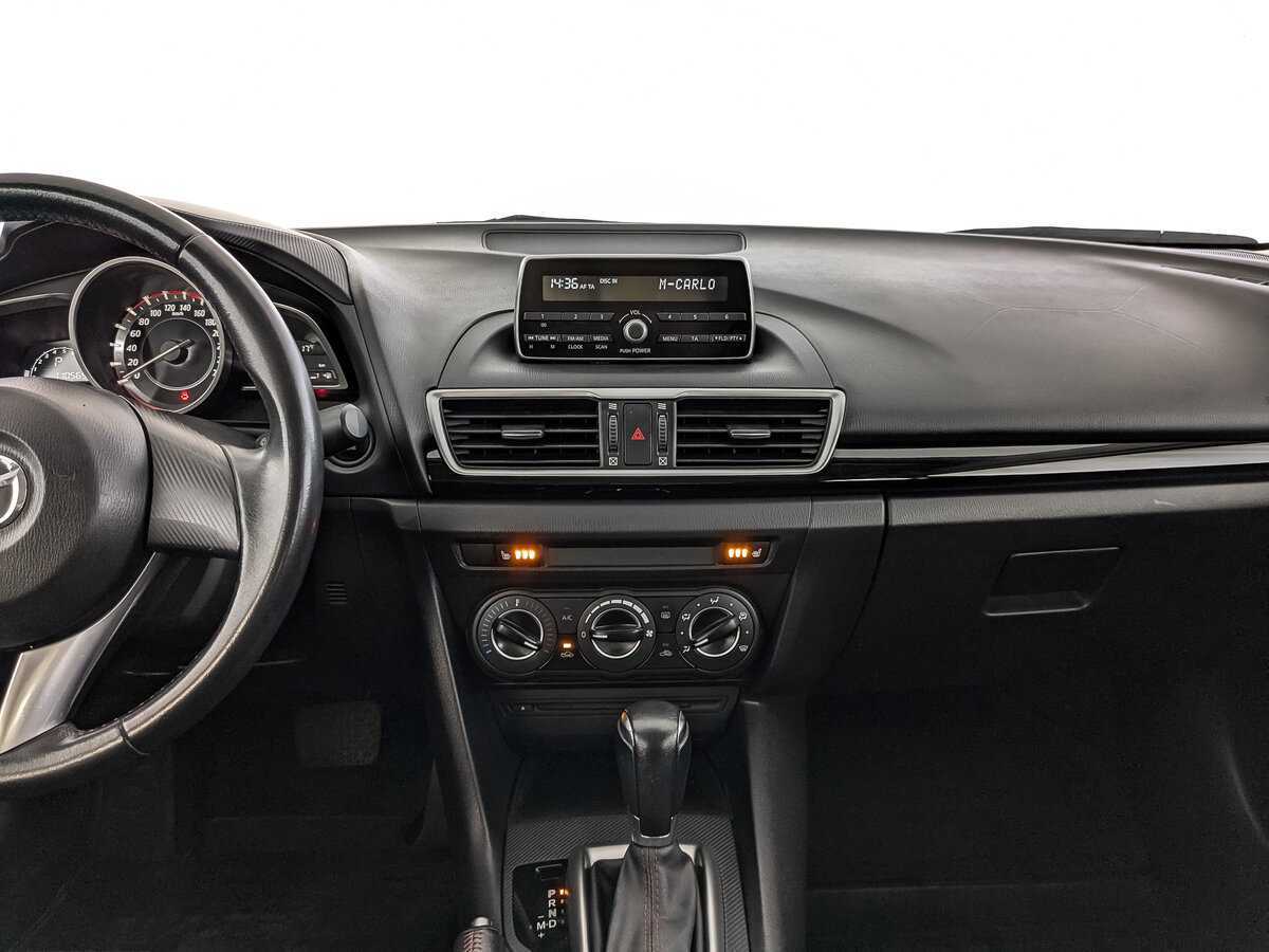 Mazda 3 с пробегом — 2014 год. Фото: #16