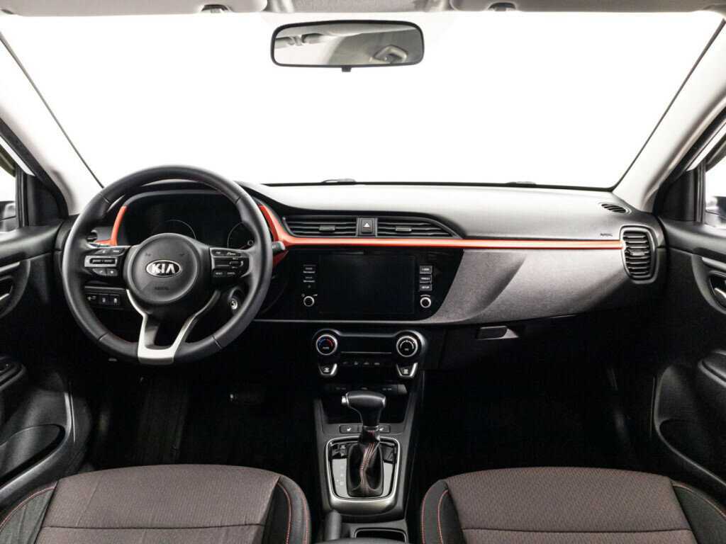 Kia Rio с пробегом — 2021 год. Фото: #13