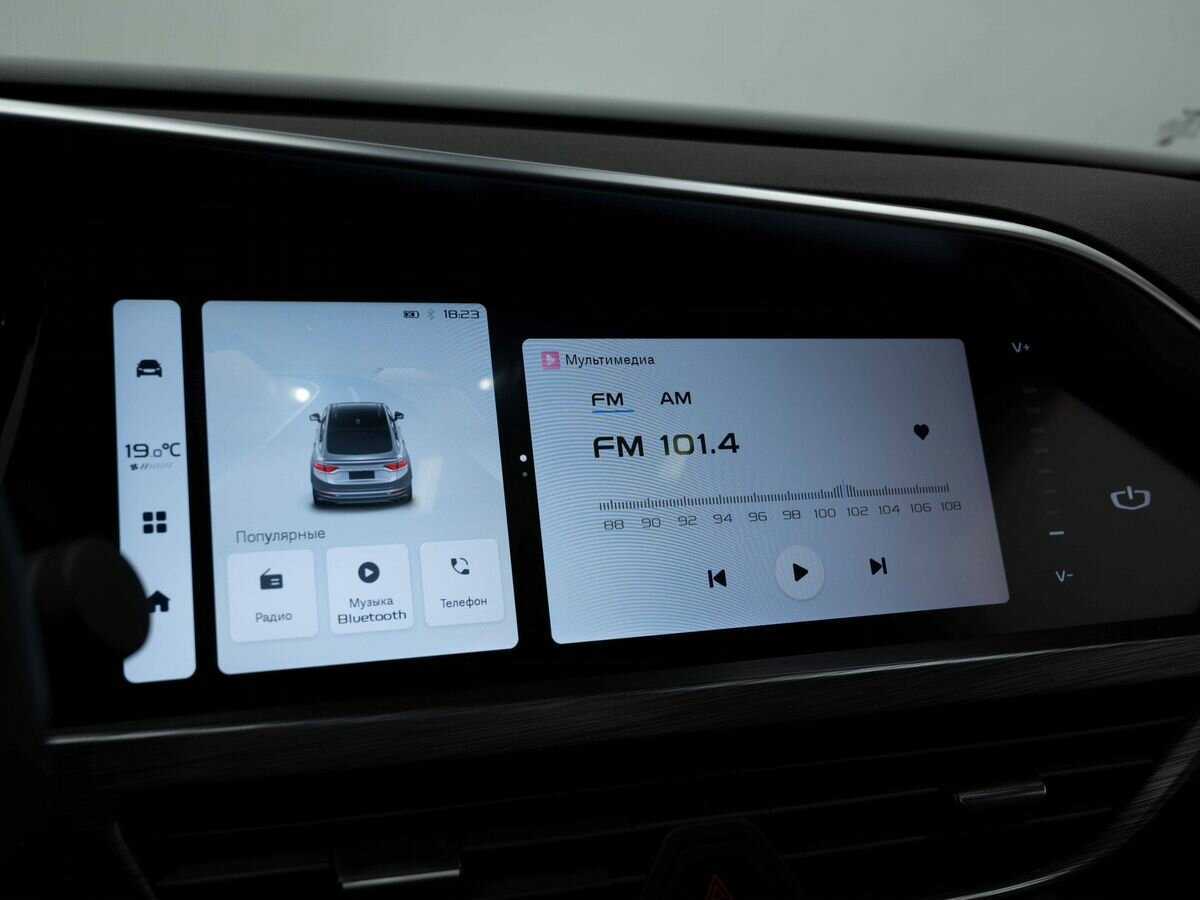 Geely Tugella с пробегом — 2023 год. Фото: #26