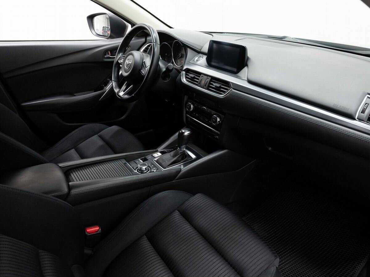 Mazda 6 с пробегом — 2017 год. Фото: #11