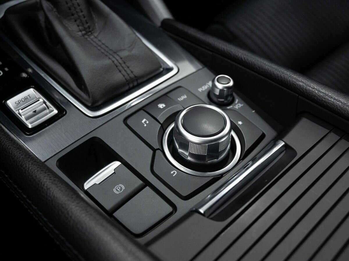 Mazda 6 с пробегом — 2017 год. Фото: #23