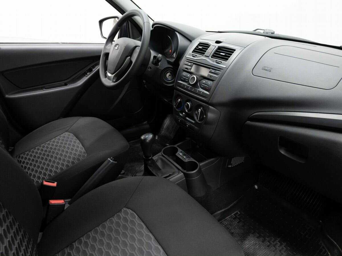 Lada (ВАЗ) Granta с пробегом — 2019 год. Фото: #10