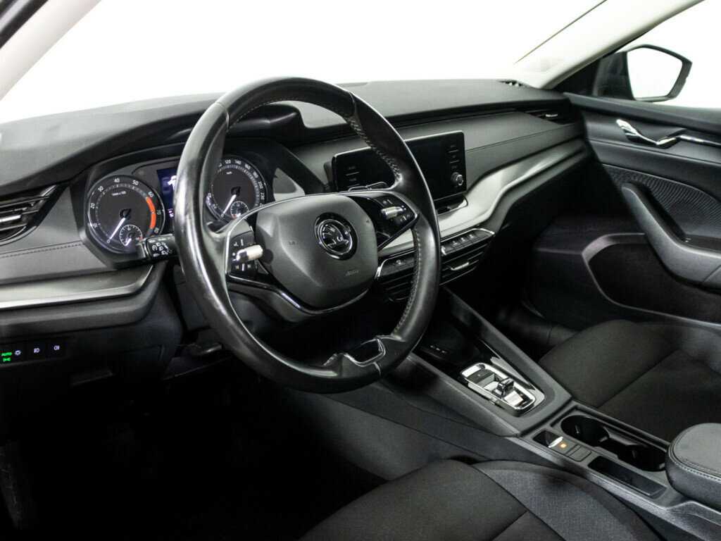 Skoda Octavia с пробегом — 2021 год. Фото: #10
