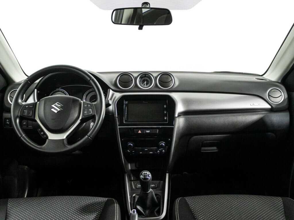 Suzuki Vitara с пробегом — 2020 год. Фото: #12