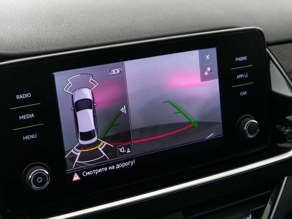 Volkswagen Polo с пробегом — 2021 год. Фото: #14