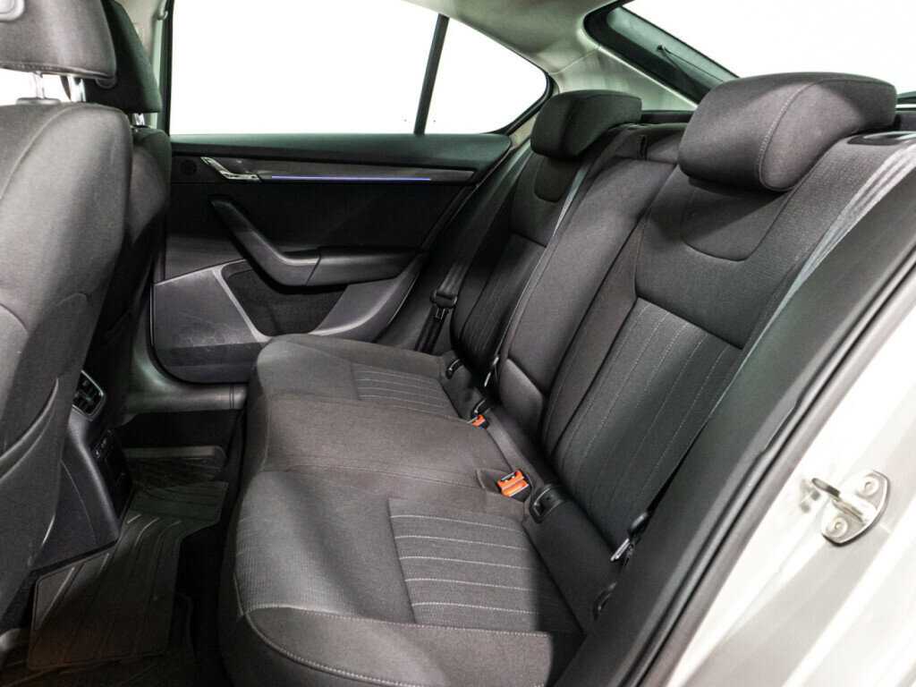 Skoda Octavia с пробегом — 2018 год. Фото: #9