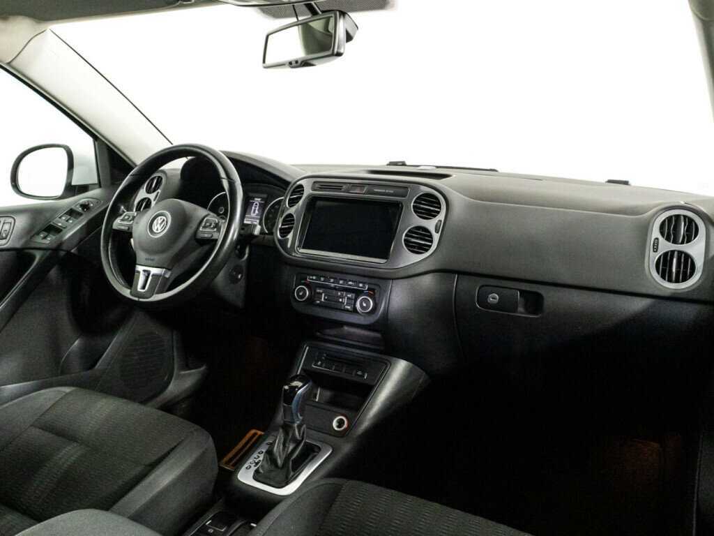 Volkswagen Tiguan с пробегом — 2012 год. Фото: #8