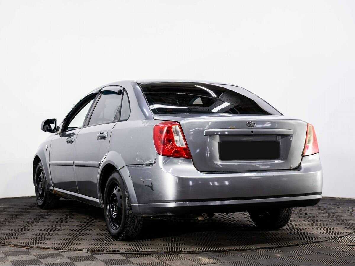 Daewoo Gentra с пробегом — 2013 год. Фото: #3