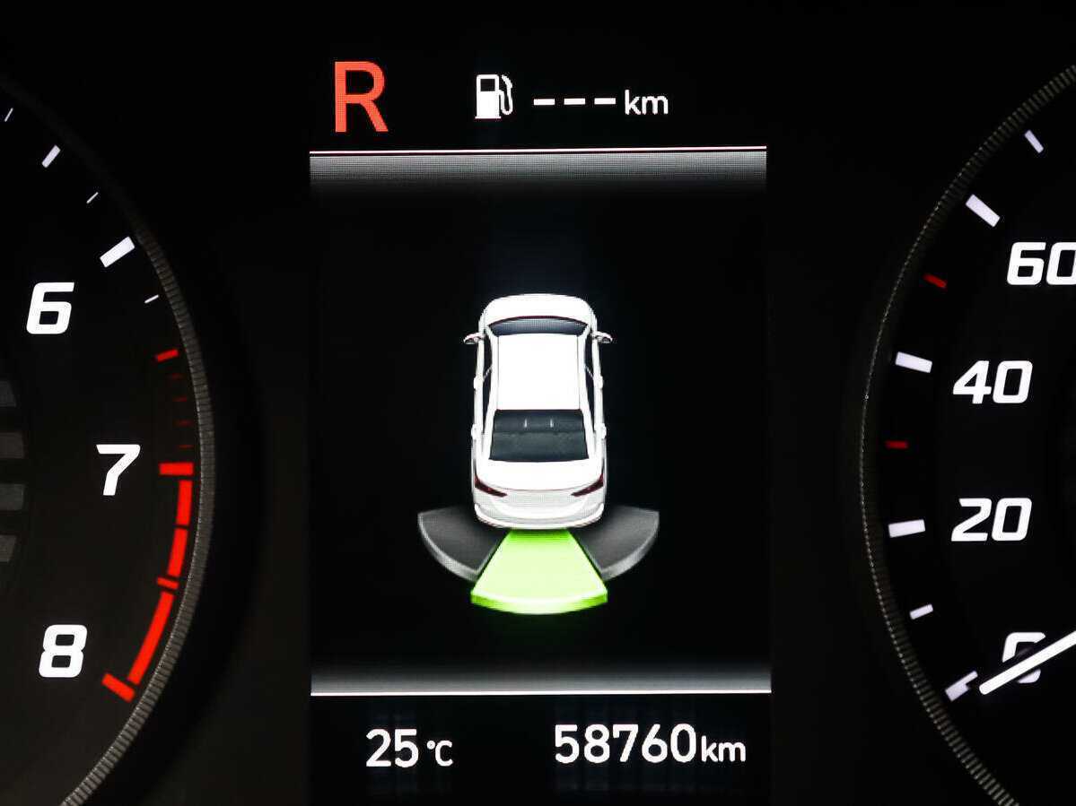 Hyundai Solaris с пробегом — 2022 год. Фото: #14