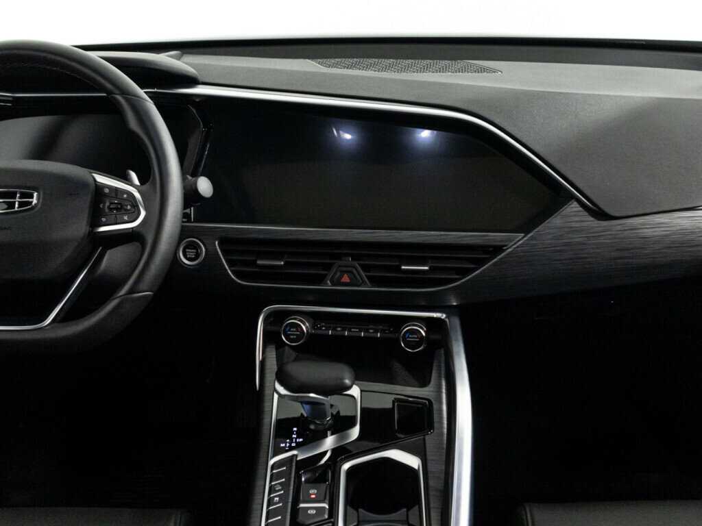 Geely Tugella с пробегом — 2023 год. Фото: #13