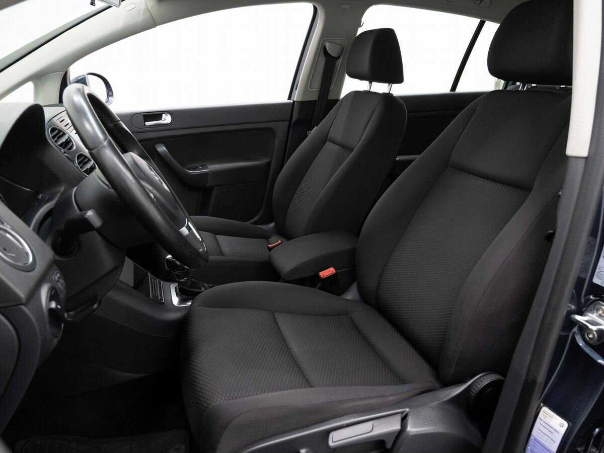 Volkswagen Golf Plus с пробегом — 2013 год. Фото: #8