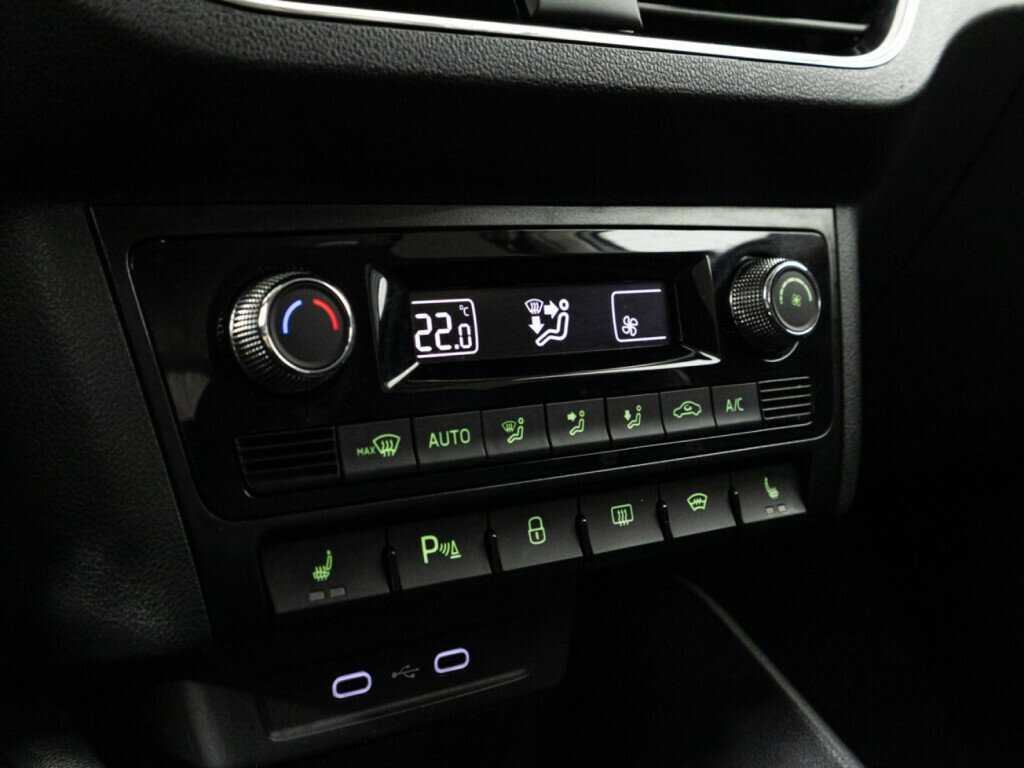 Skoda Rapid с пробегом — 2021 год. Фото: #16