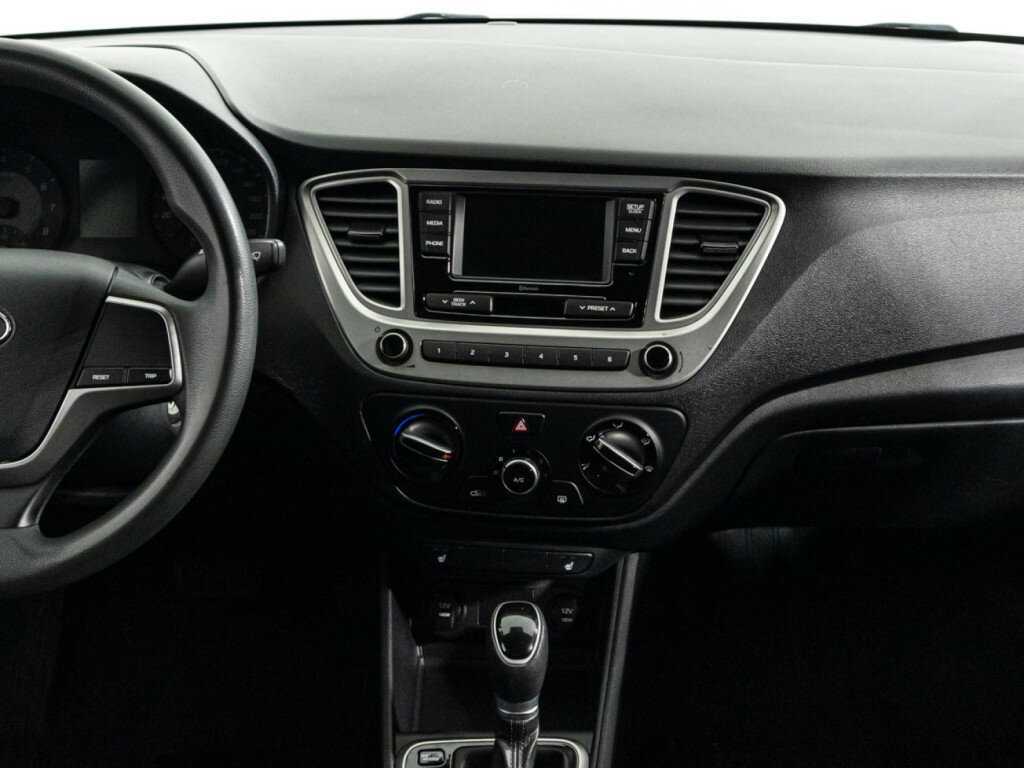 Hyundai Solaris с пробегом — 2020 год. Фото: #13