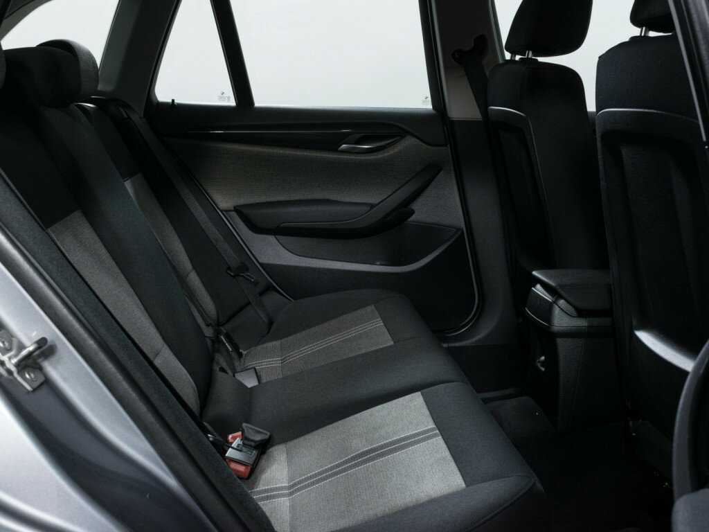 BMW X1 с пробегом — 2012 год. Фото: #9