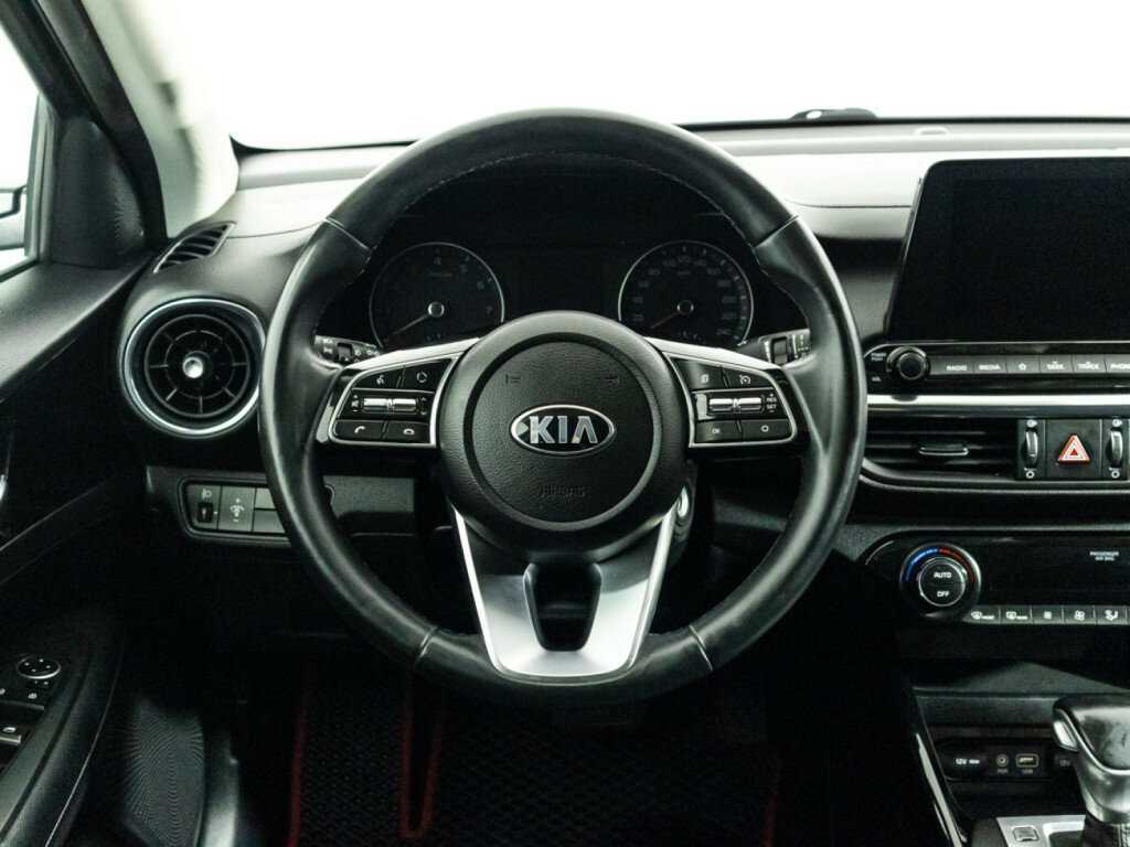 Kia Cerato с пробегом — 2021 год. Фото: #21