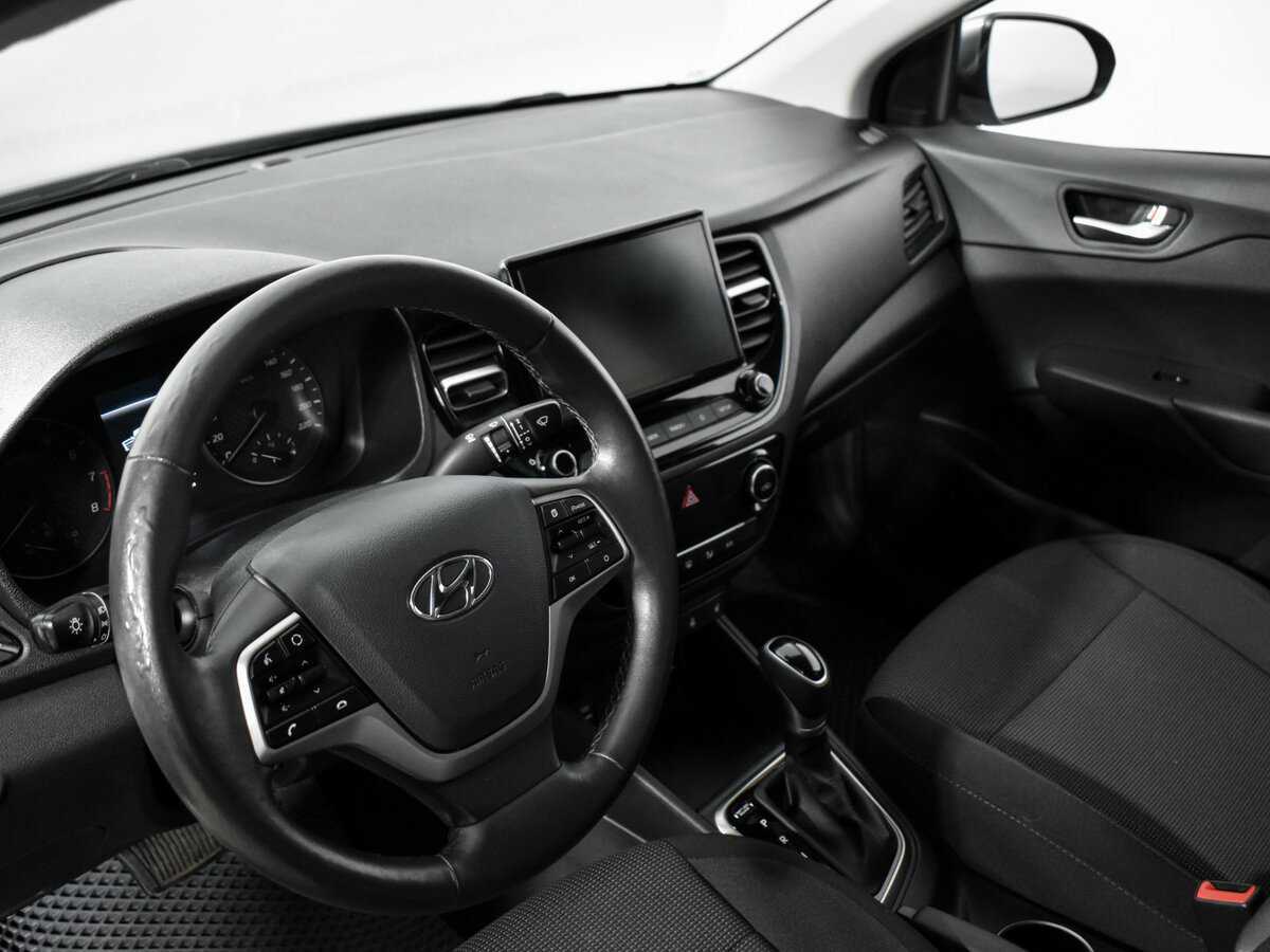 Hyundai Solaris с пробегом — 2020 год. Фото: #8