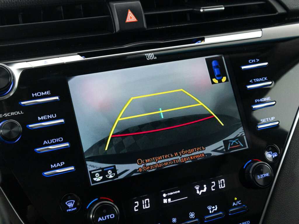 Toyota Camry с пробегом — 2019 год. Фото: #17