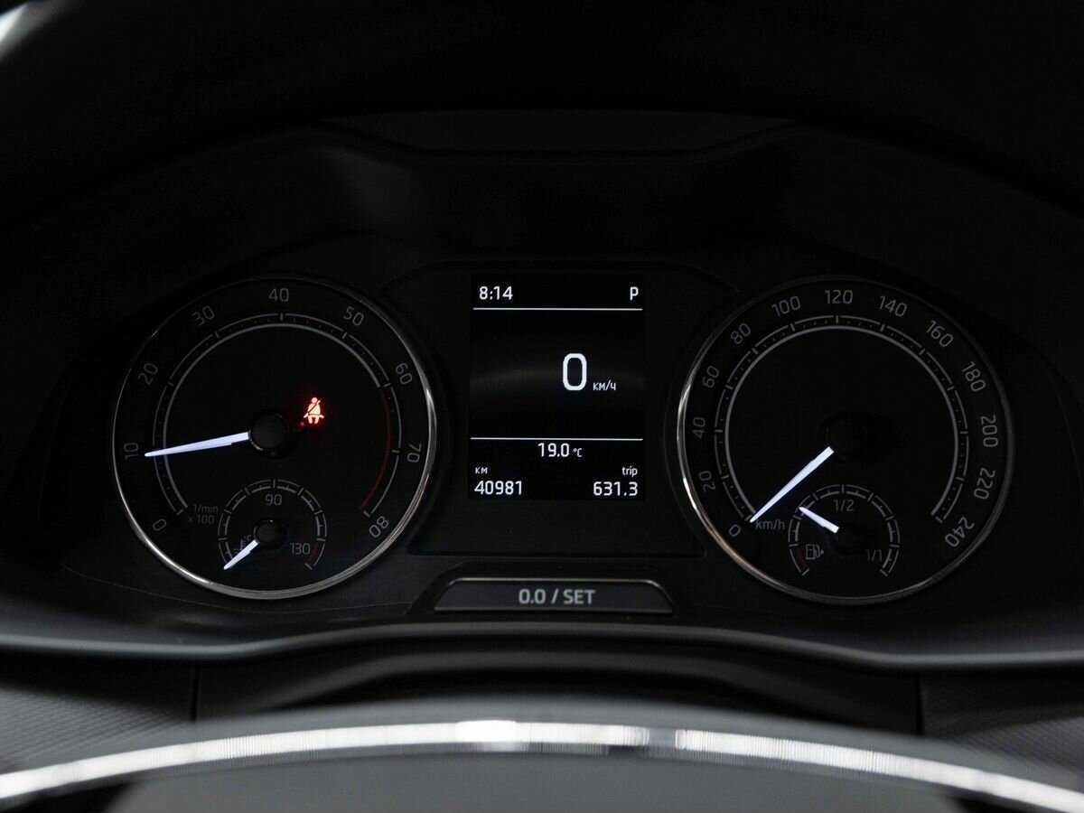 Skoda Rapid с пробегом — 2020 год. Фото: #14