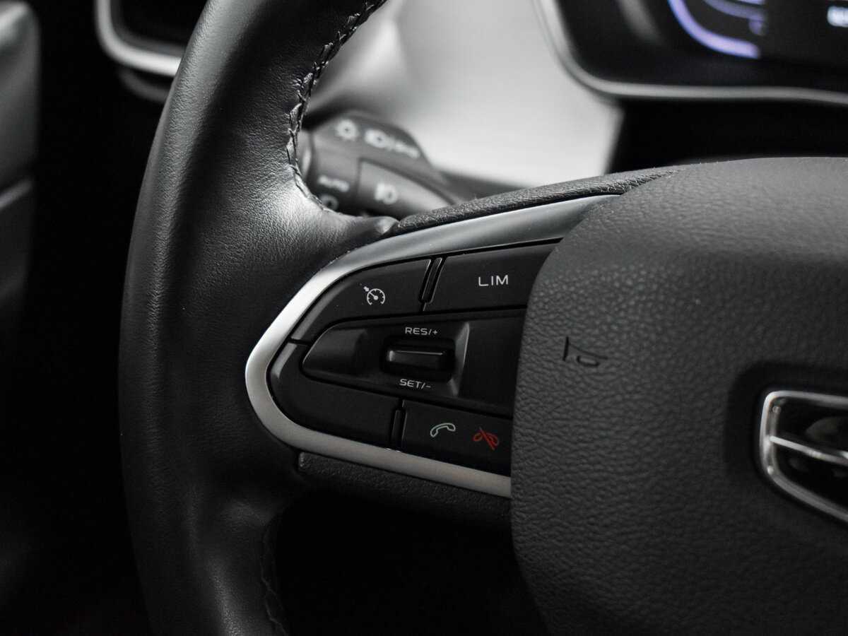 Geely Coolray с пробегом — 2021 год. Фото: #21