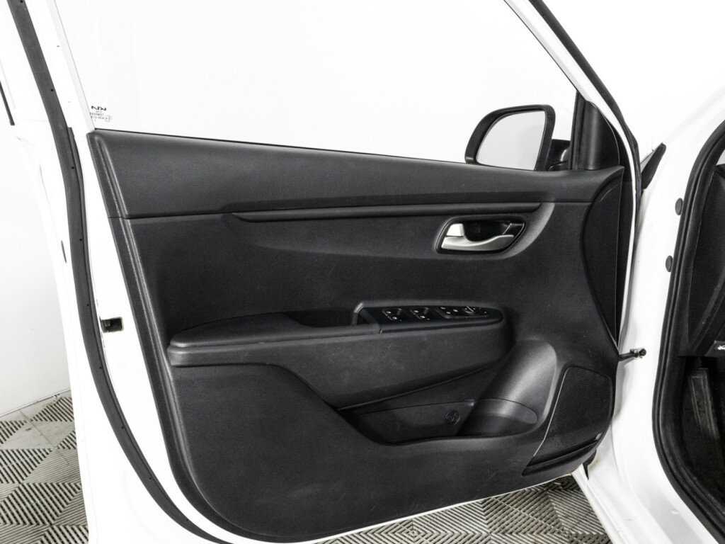 Kia Rio с пробегом — 2022 год. Фото: #24