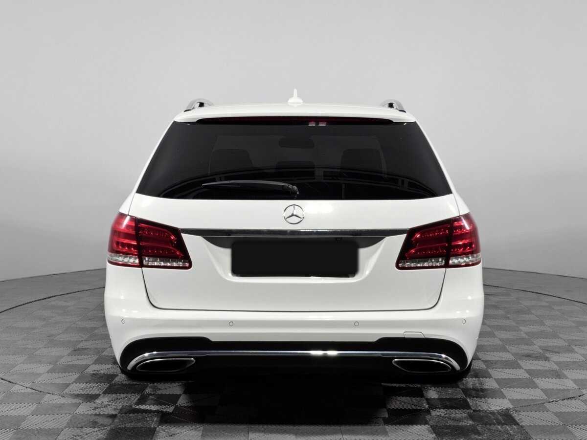 Mercedes-Benz E-Класс с пробегом — 2015 год. Фото: #6