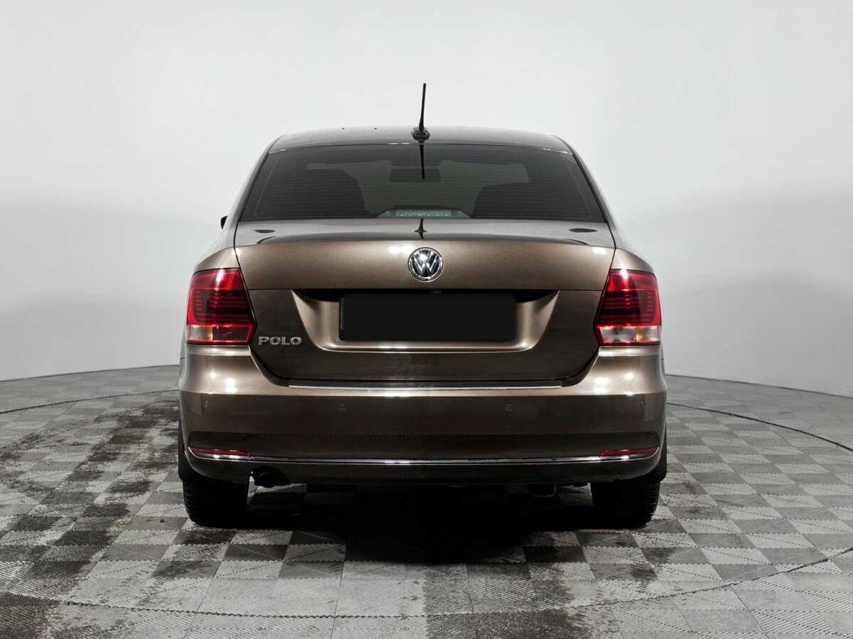 Volkswagen Polo с пробегом — 2018 год. Фото: #6